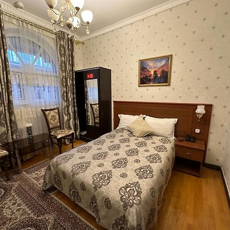 Sarbon Hotel Tashkent Luaran gambar